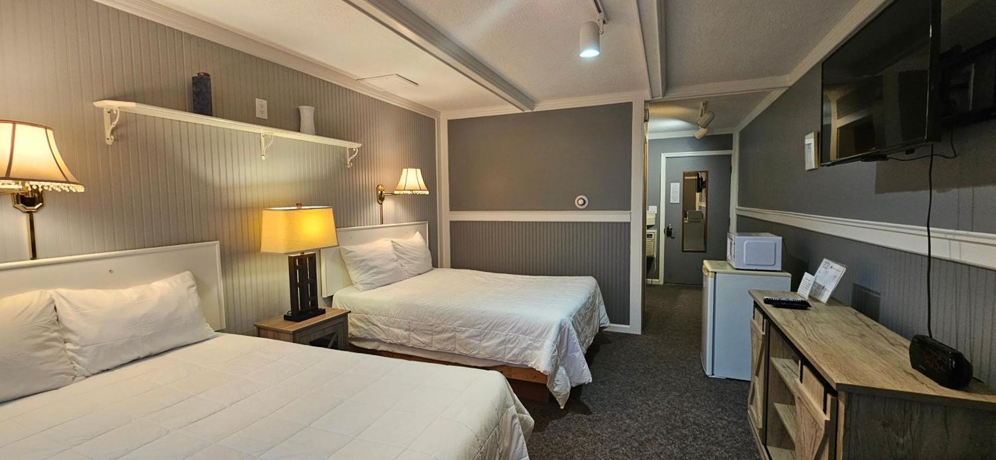 בייפילד Chequamegon Lake Superior Lodge מראה חיצוני תמונה