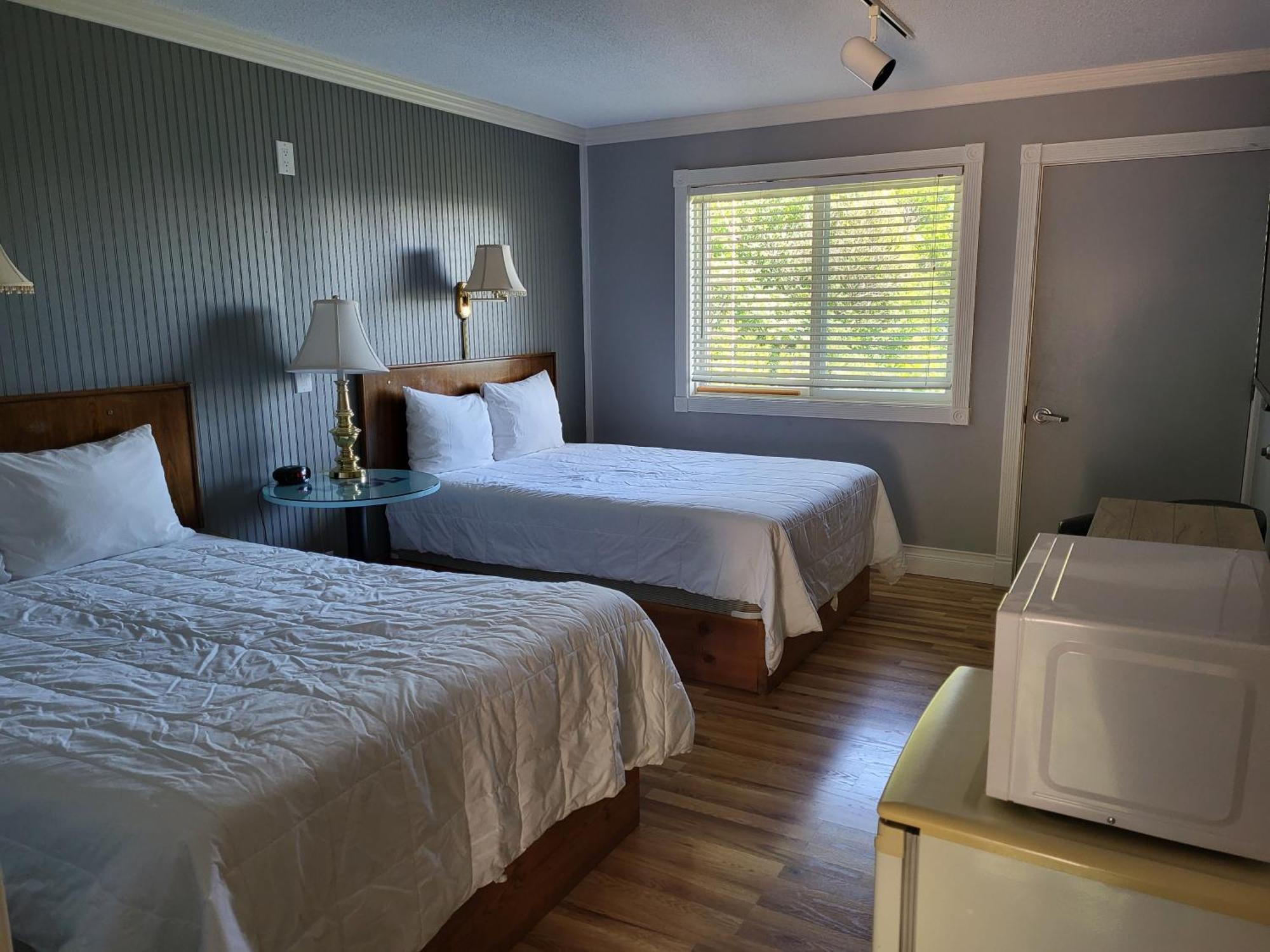בייפילד Chequamegon Lake Superior Lodge מראה חיצוני תמונה